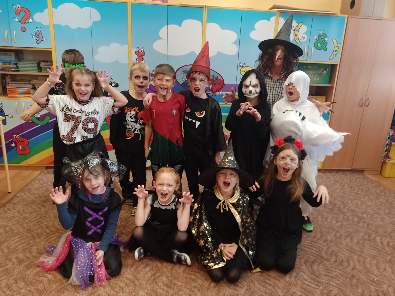 img-20251031-105808-662-thmb.jpg img-20251031-105808-662-thmb.jpg