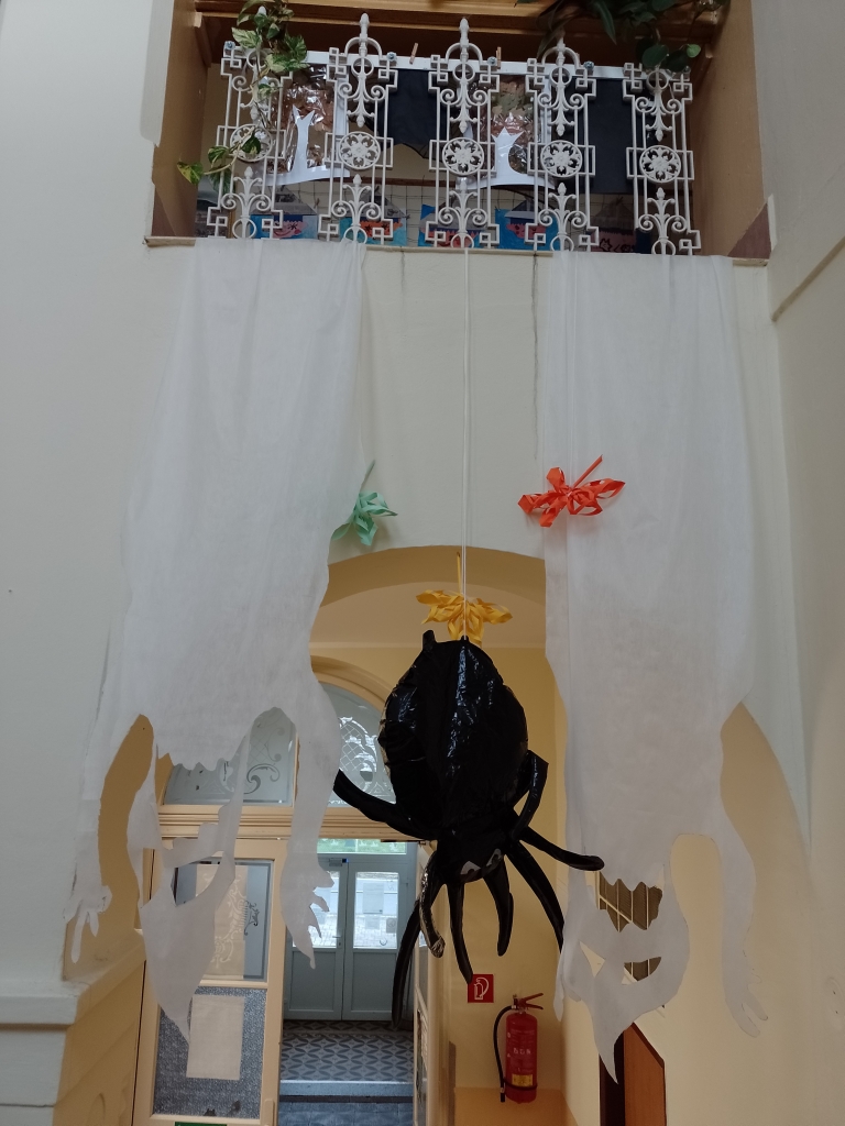 img-20251024-134337-745-thmb.jpg img-20251024-134337-745-thmb.jpg